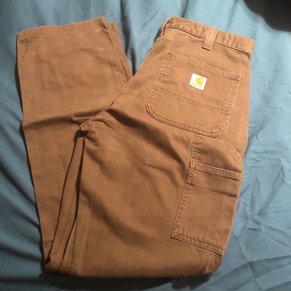 Men’s relaxed fit Carhartt pants